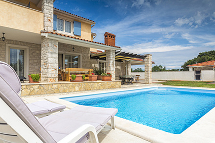 Spanien Ferienhaus oder Ferienwohnung mit Pool