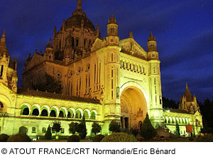 Lisieux, Kirche Ste. Therese, Normandie