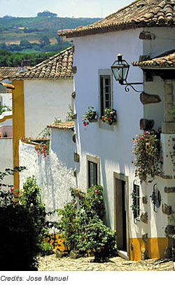 typisches Haus in Obidos, Costa de Prata